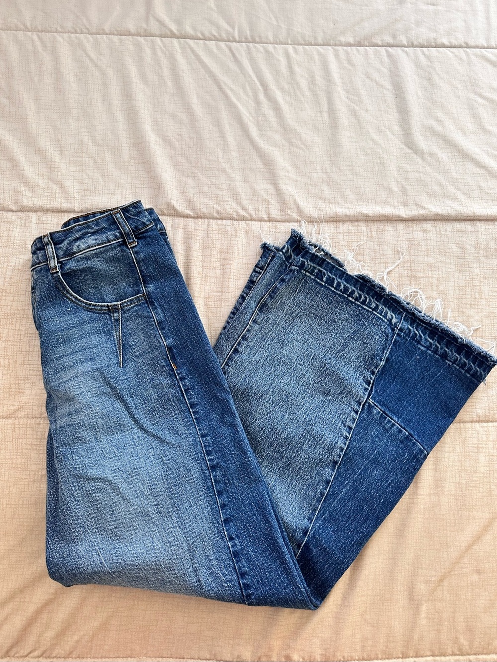 Anthropologie Pilcro the Darian 70s paneled wide leg flare jeans size 29 - Picture 6 of 7